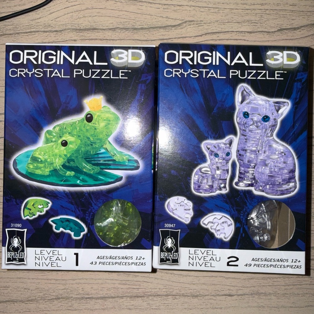Original 3D Crystal Puzzle Frog & Cat Set - Green and Purple